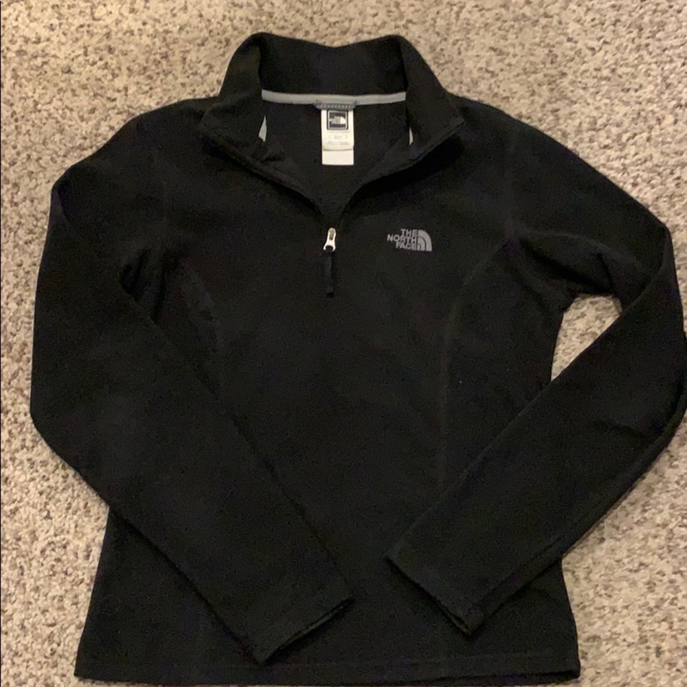 North Face Women's Pullover